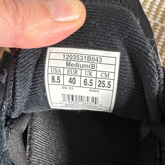 Brooks Adrenaline GTS 22 Running Sneaker Women 8.5 Black White Athleisure Walk - Picture 7 of 15